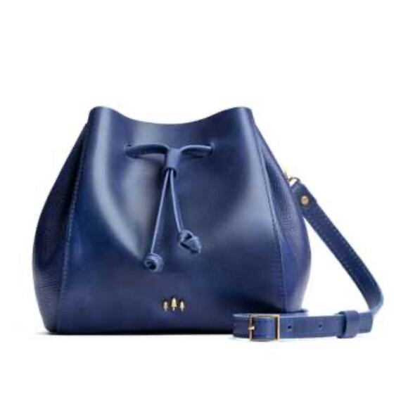 Women's Portland Leather Goods Nest Bucket Bag Blue EUC! - Picture 1 of 6